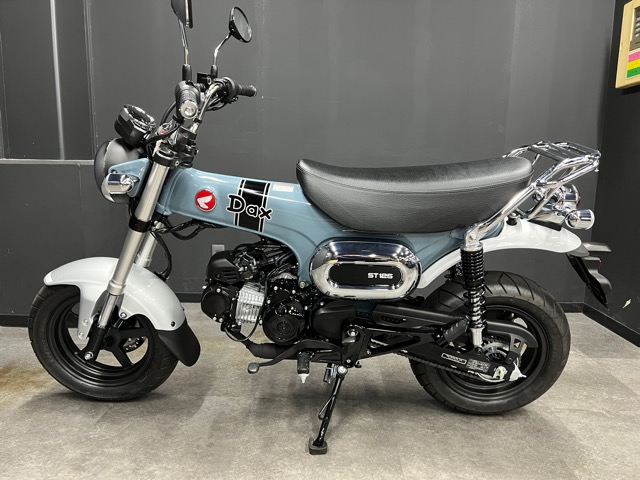 オプション装備済みのダックス１２５の中古車が入荷致しました♪4