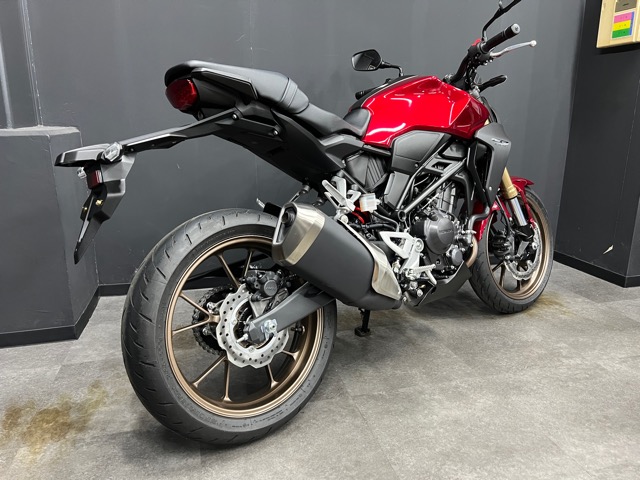 【入荷情報】CB250R/2023年モデルの中古車入荷です！3